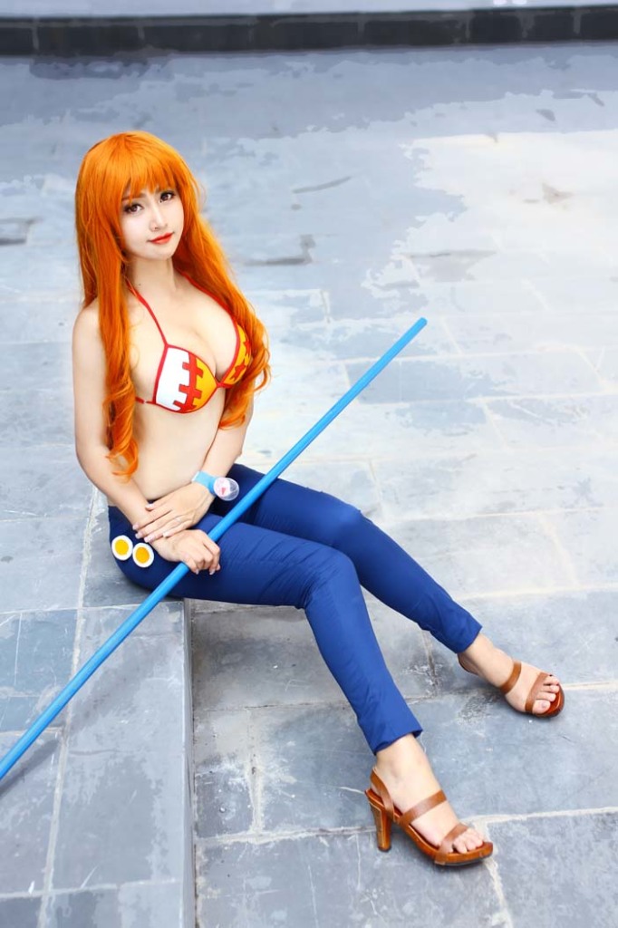 Nami-cosplay-3