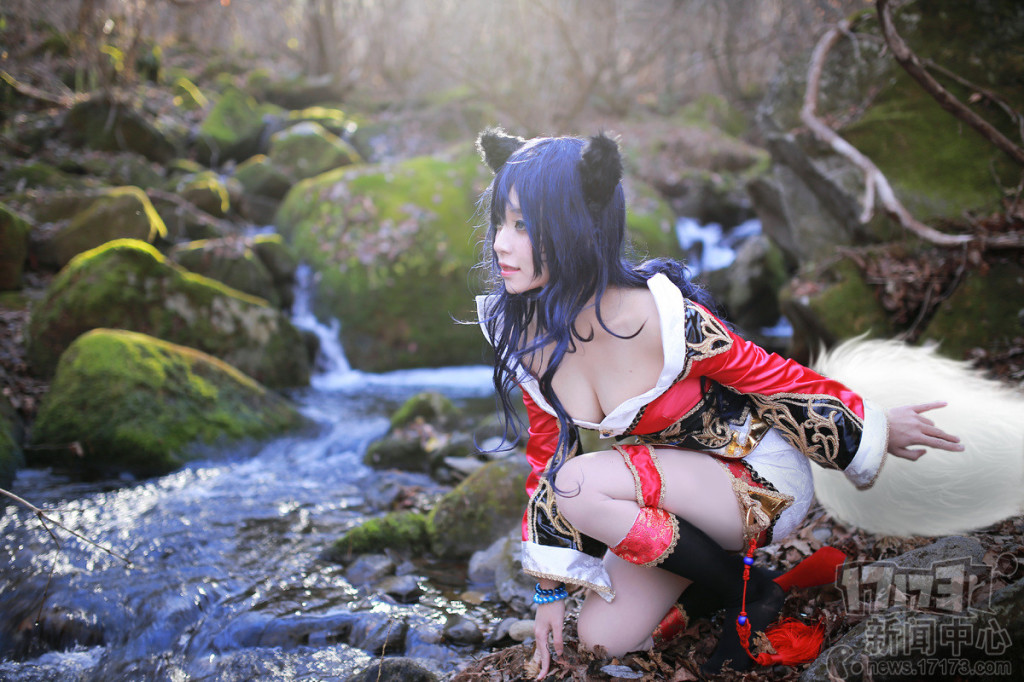 thanh-nien-game-lmht-cosplay-ahri-8